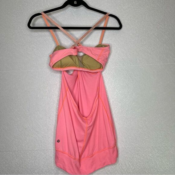 Lululemon Hot Or Not Flash Light Built in Bra Tank 6 - Picture 6 of 7
